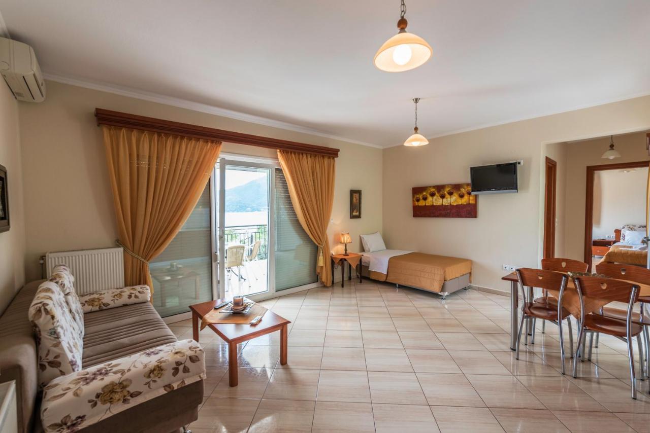 Anna Apartments Chrysi Ammoudia Bagian luar foto