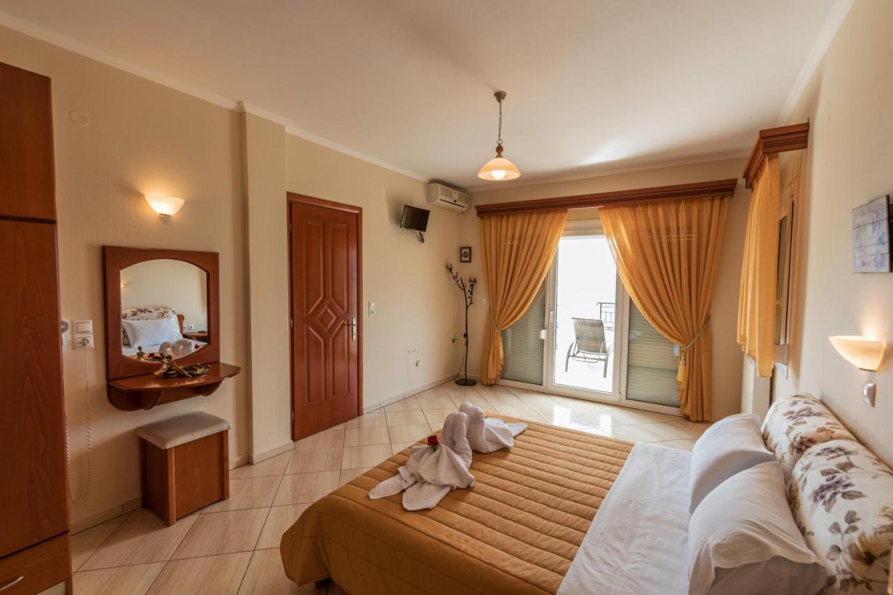 Anna Apartments Chrysi Ammoudia Bagian luar foto