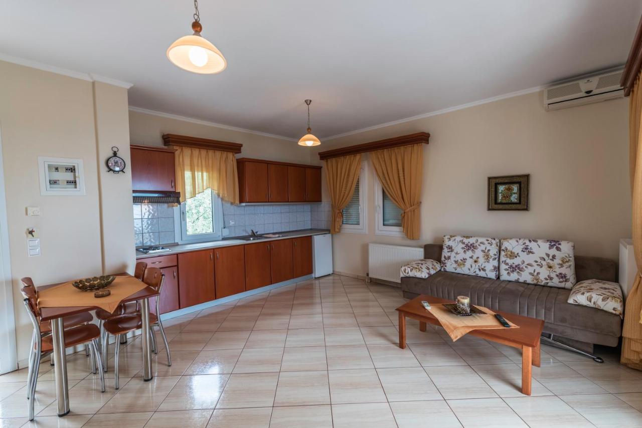 Anna Apartments Chrysi Ammoudia Bagian luar foto