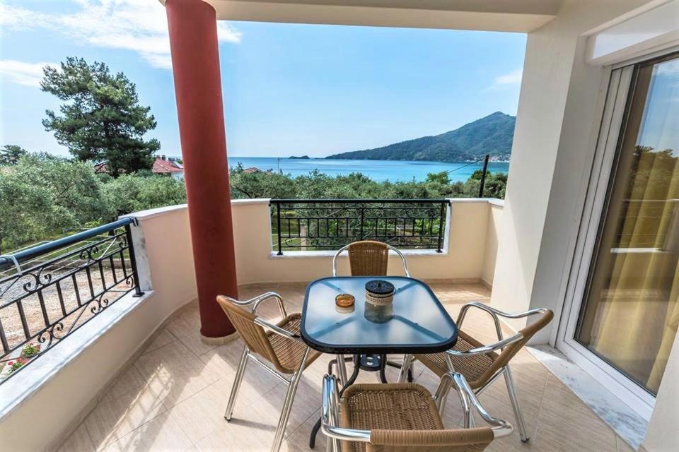 Anna Apartments Chrysi Ammoudia Bagian luar foto